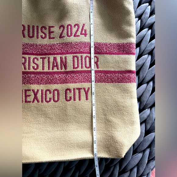 Christian Dior jacquard woven tote - Picture 5 of 6